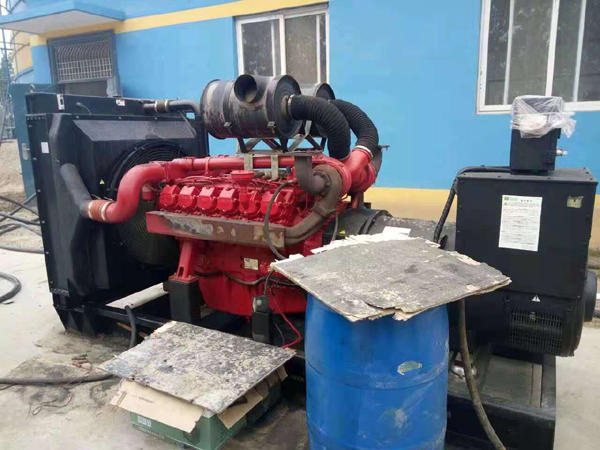 阿拉尔关于柴油发电机组水箱污垢的产生与清理