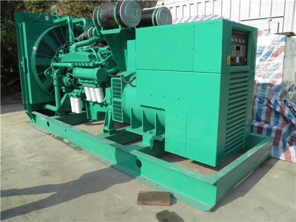 阿拉尔出租发电机 发电机组厂家：柴油发电机组的控制屏的作用是什么？